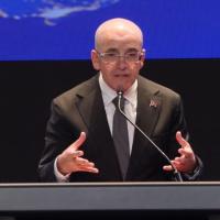 Şimşek: Türkiye küresel borçluluk açısından avantajlı konumda