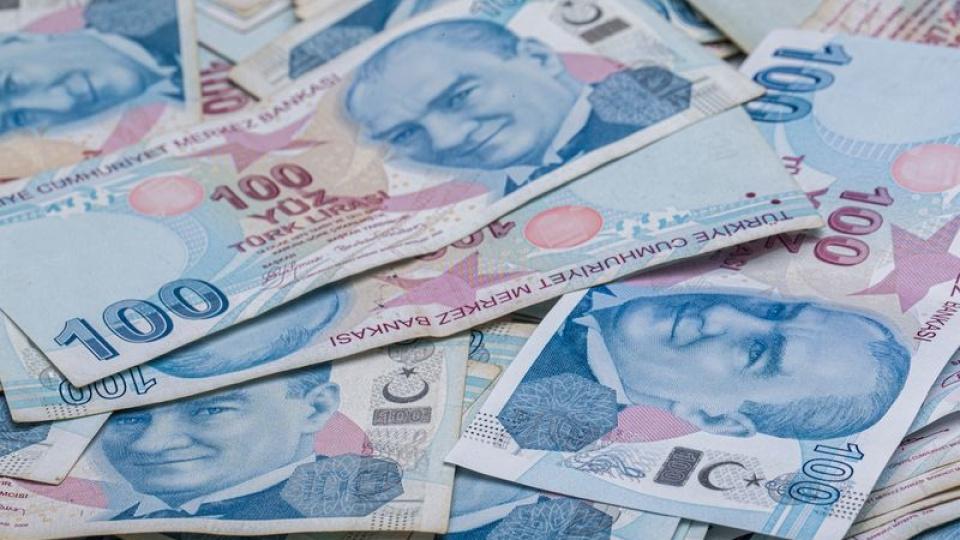 Four companies fail to make bond payments due in Turkey