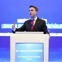 Bayraktar: Akkuyu santraline birkaç hafta içinde nükleer yükleme hedefliyoruz