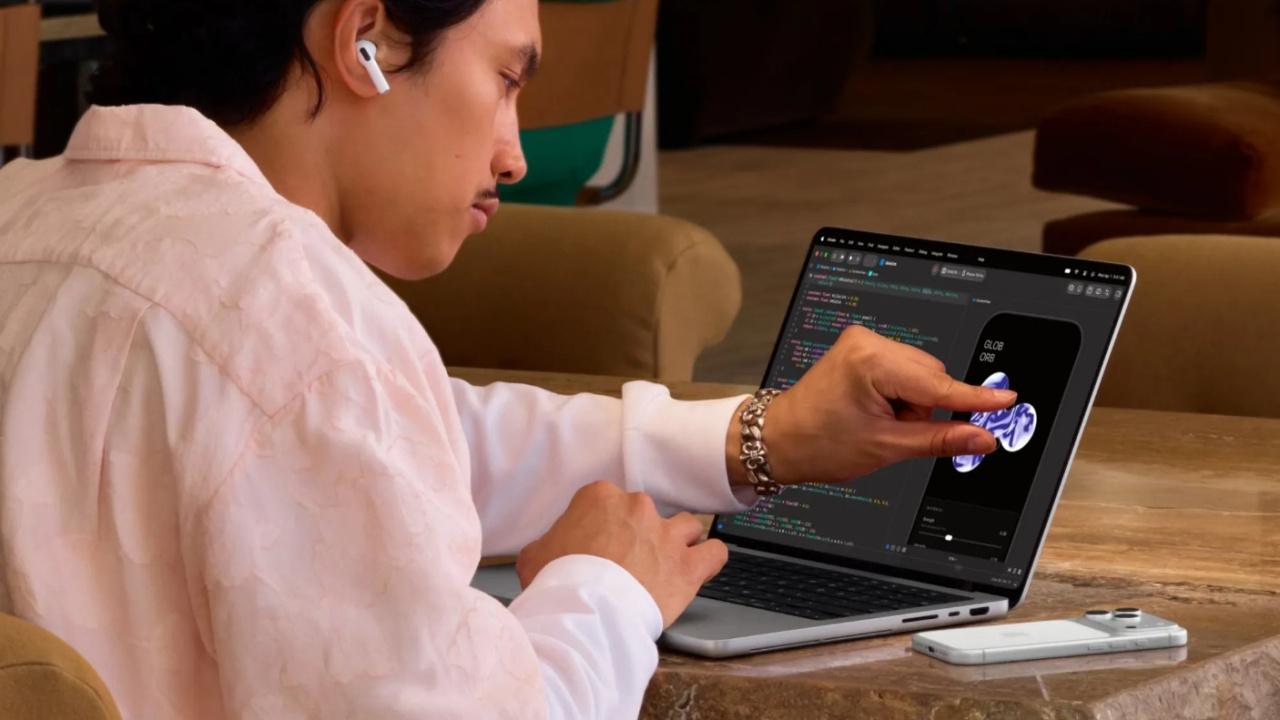 Apple, dokunmatik OLED ekranlı yeni MacBook Pro modellerini tanıttı